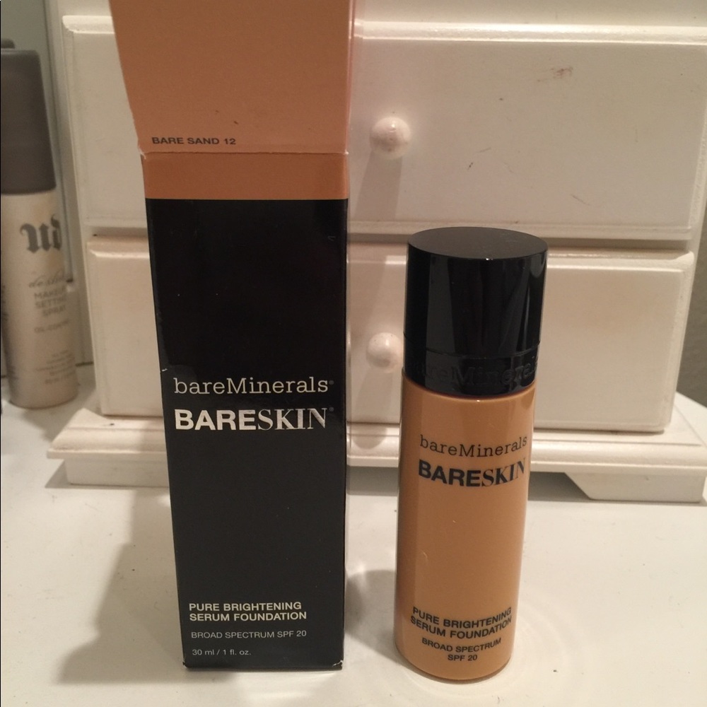 Bare Minerals Foundation